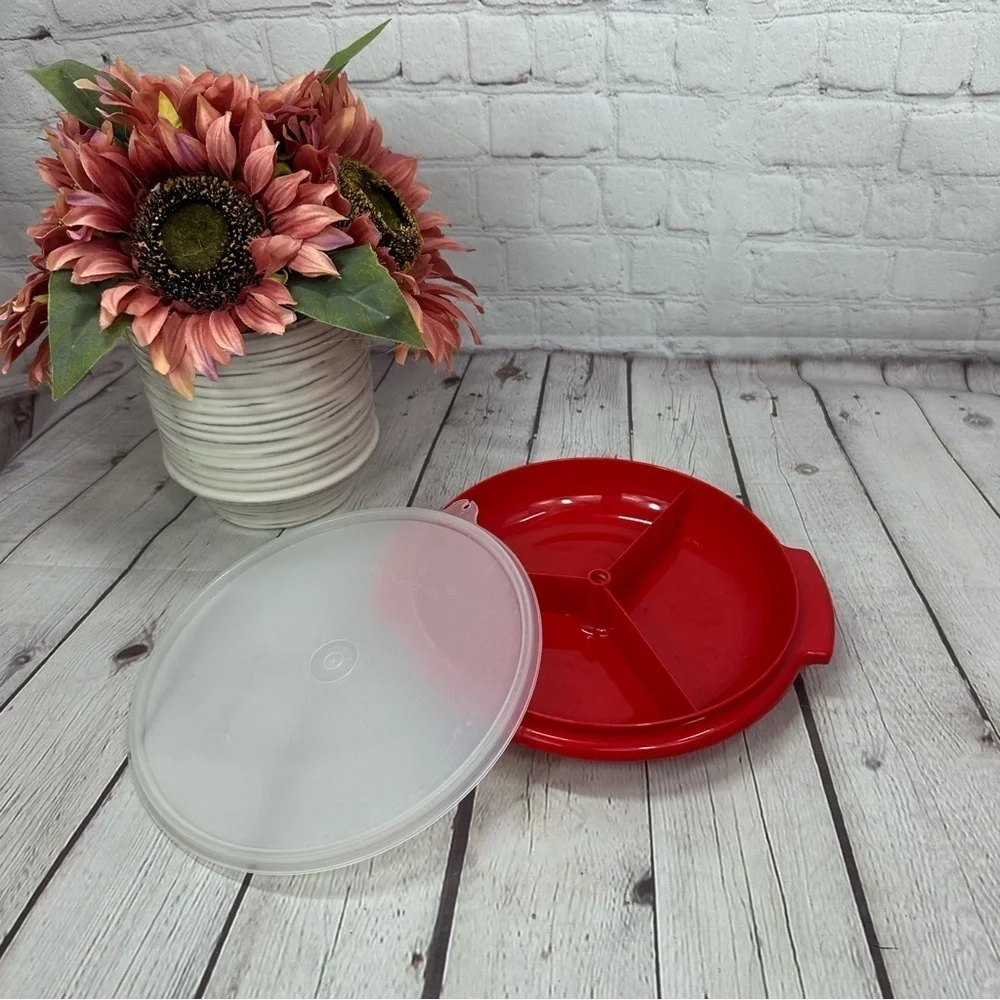 tupperware suzette tray Red  Food Storage Containers with seal 229 